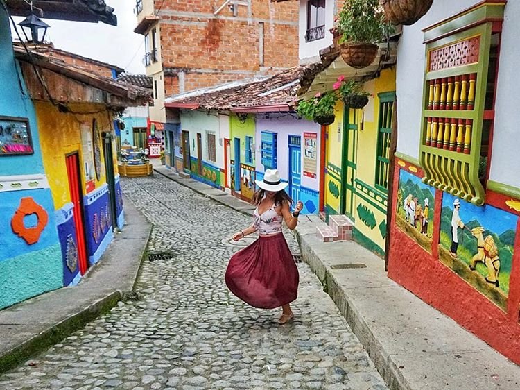 Celinne_Da_Costa