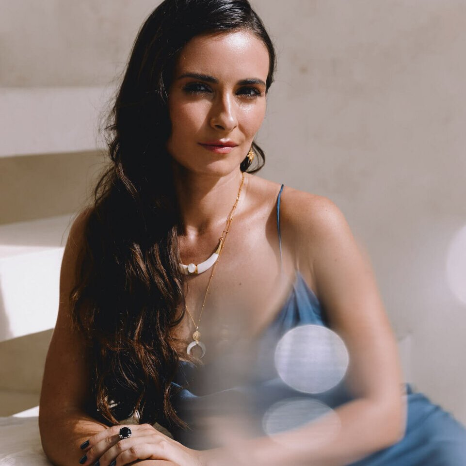 Master Your Story with Celinne Da Costa